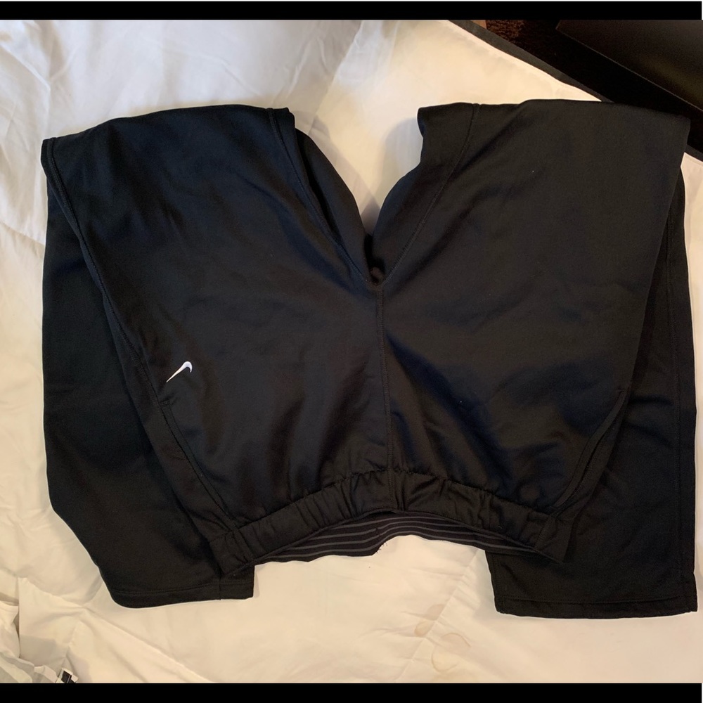 Black Nike pants